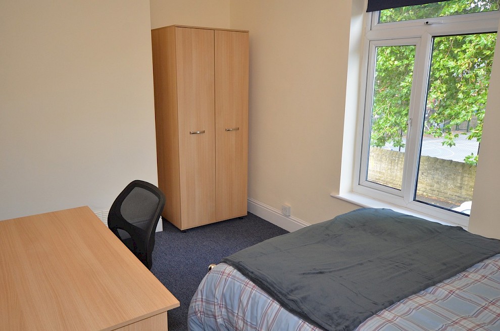 gallery image 6-sawdon-road-sheffield-bedroom-2b.jpg