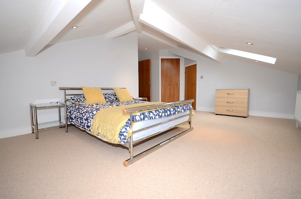 gallery image 05_flat-14-rutland-court.jpg
