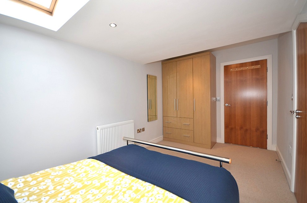 gallery image 07_flat-14-rutland-court.jpg