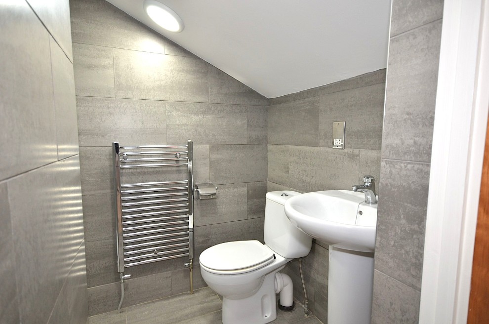 gallery image 10_flat-14-rutland-court.jpg