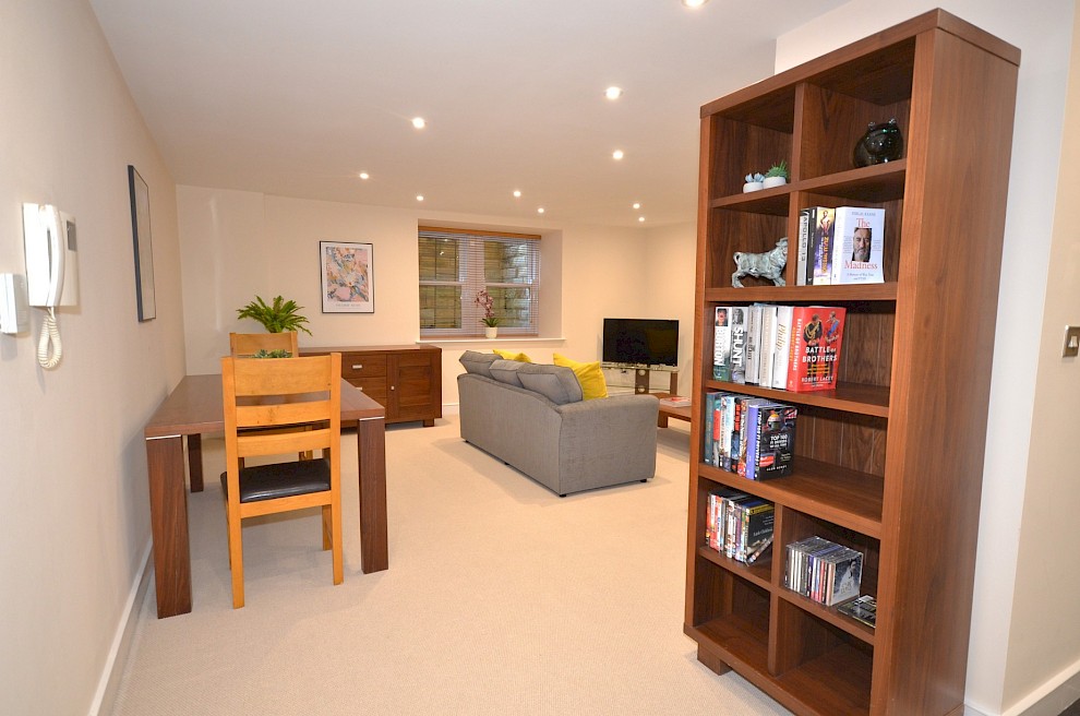 gallery image 08_-flat-1-the-rutland-court.jpg