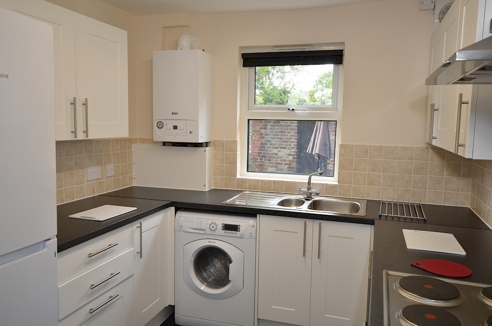 gallery image 111_broomspring_lane_kitchen2.jpg