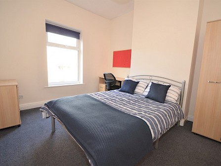 58, Brocco Bank, Botanical Gardens, Sheffield S11 8RR - 