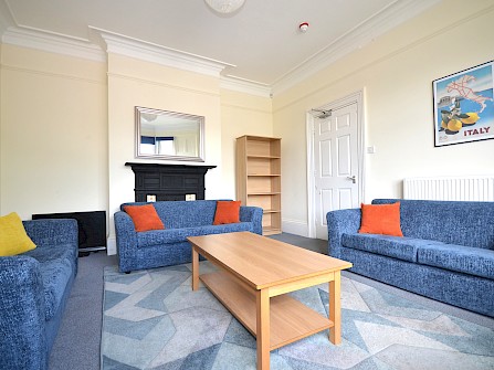 6, Clarke Dell, Botanical Gardens, Sheffield S10 2NR - 