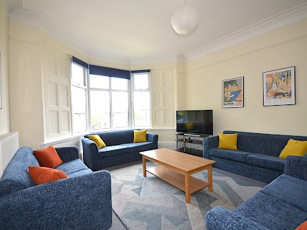 6, Clarke Dell, Botanical Gardens, Sheffield S10 2NR - 