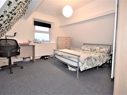 6, Clarke Dell, Botanical Gardens, Sheffield S10 2NR - 