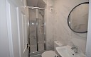 gallery thumbnail 18-clarke-st-bathroom-2.jpg