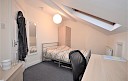 gallery thumbnail 5-roslin-rd-bedroom-8.jpg